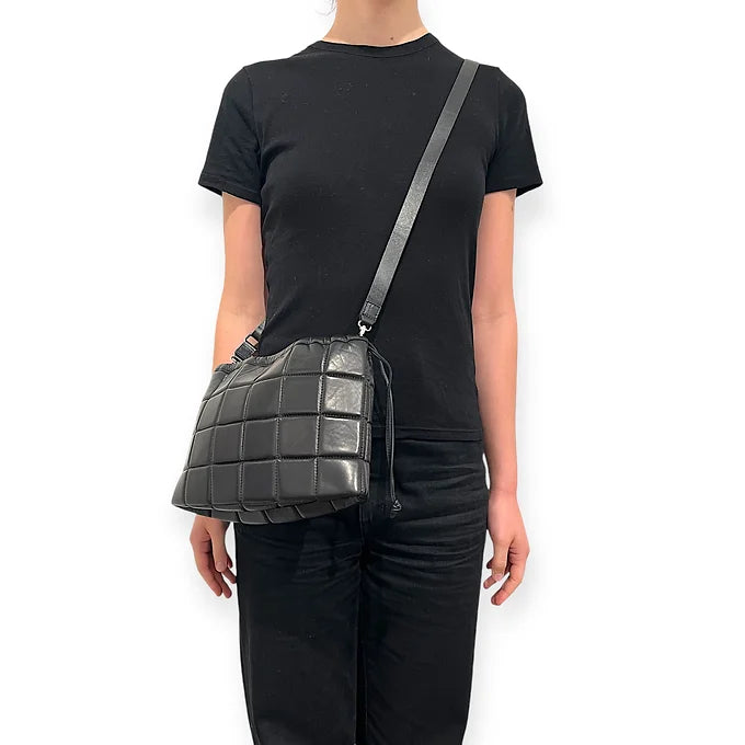 Drawstring Pocket - String medium - Cognac and black quilted