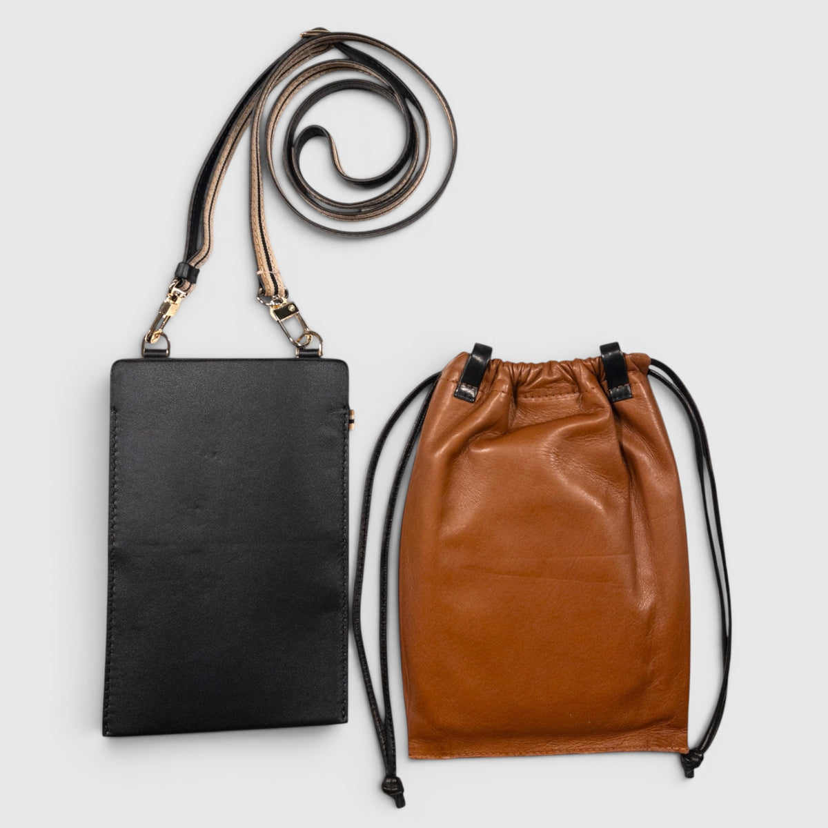 Sac téléphone - Noir et finitions dorées