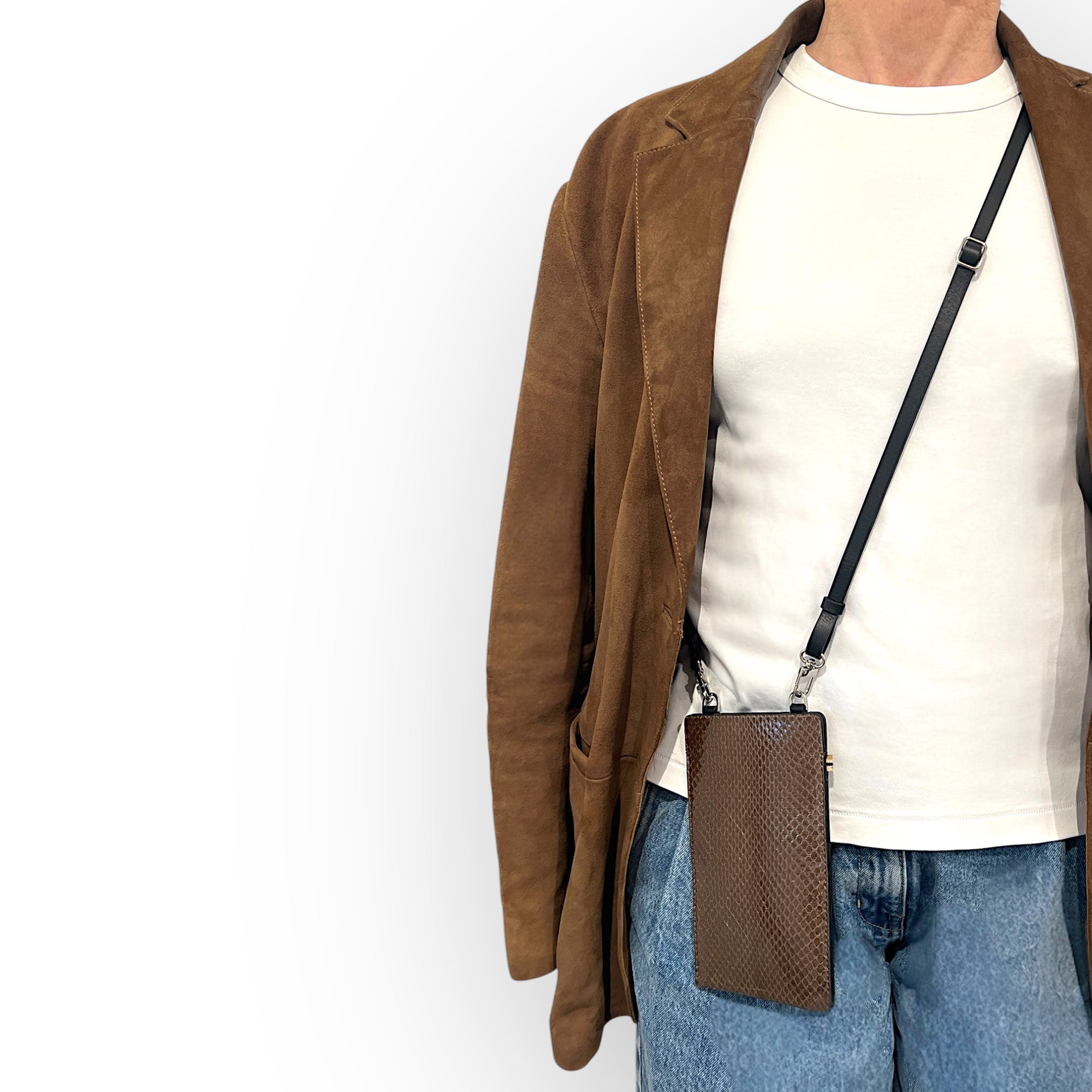 MARIELAURENCESTEVIGNY- phone bag - moka snake - porté JPEG.JPEG