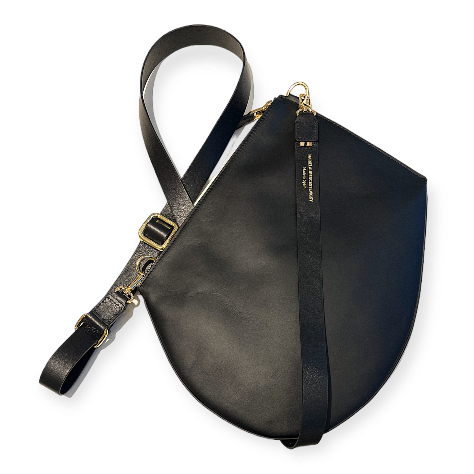 Large cross adjustable strap-rolled-black leather and gold hardware-on Zip xl-Marielaurenc