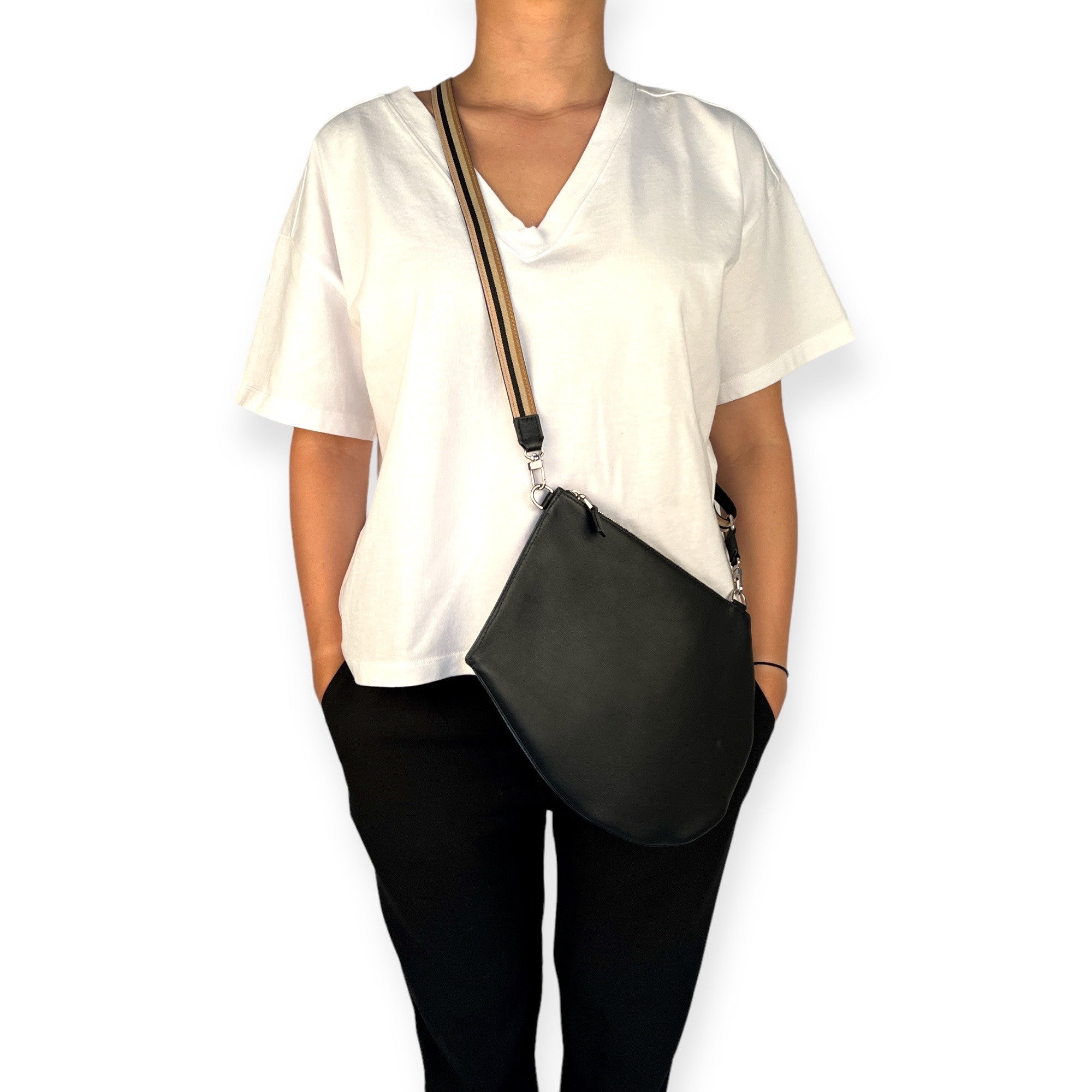 mls-marielaurencestevigny-zipXL-black-strap-skin-large-look-lookbook (1).JPG