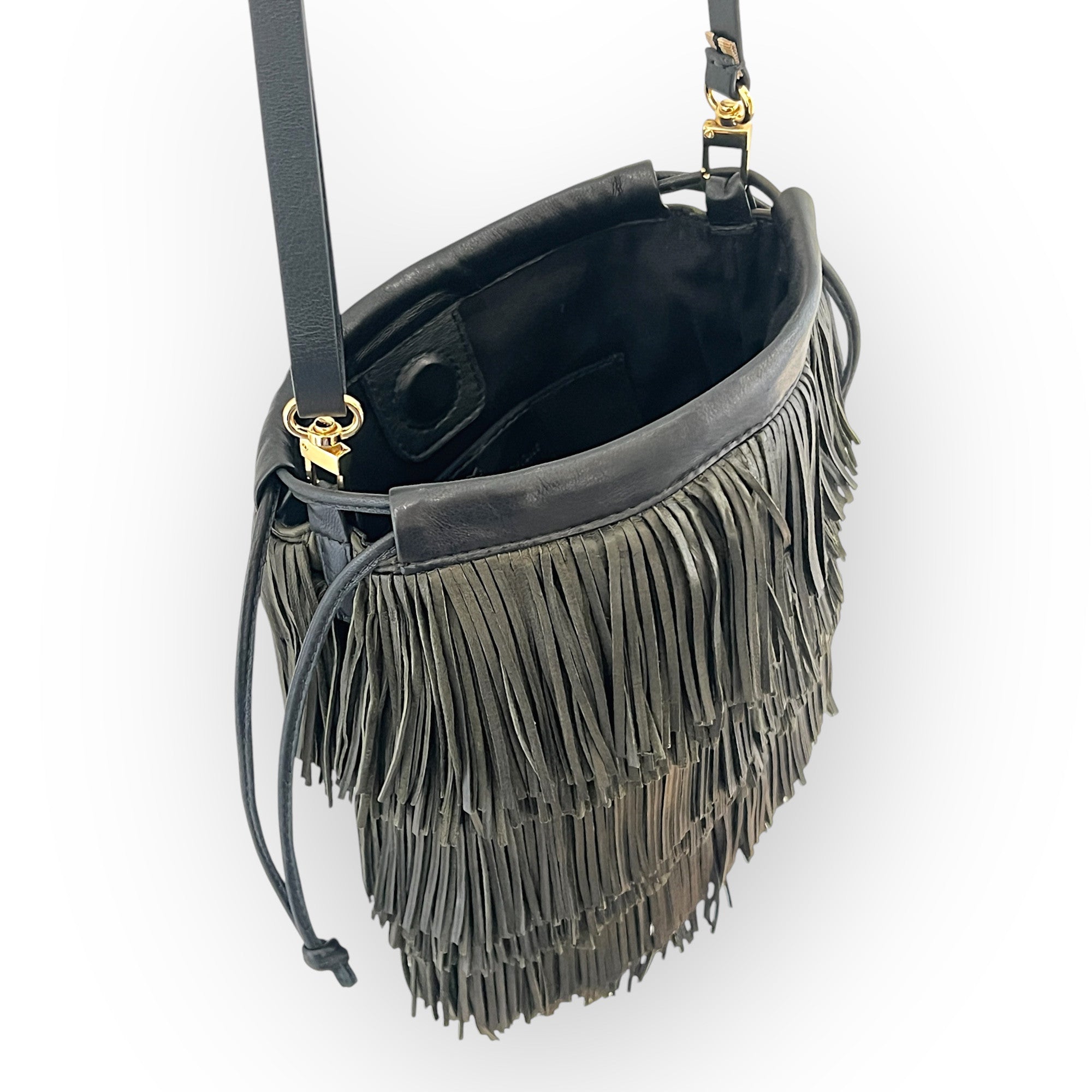 MARIELAURENCESTEVIGNY__String pouches micro-Khaki black-fringes-with thin strap -open view