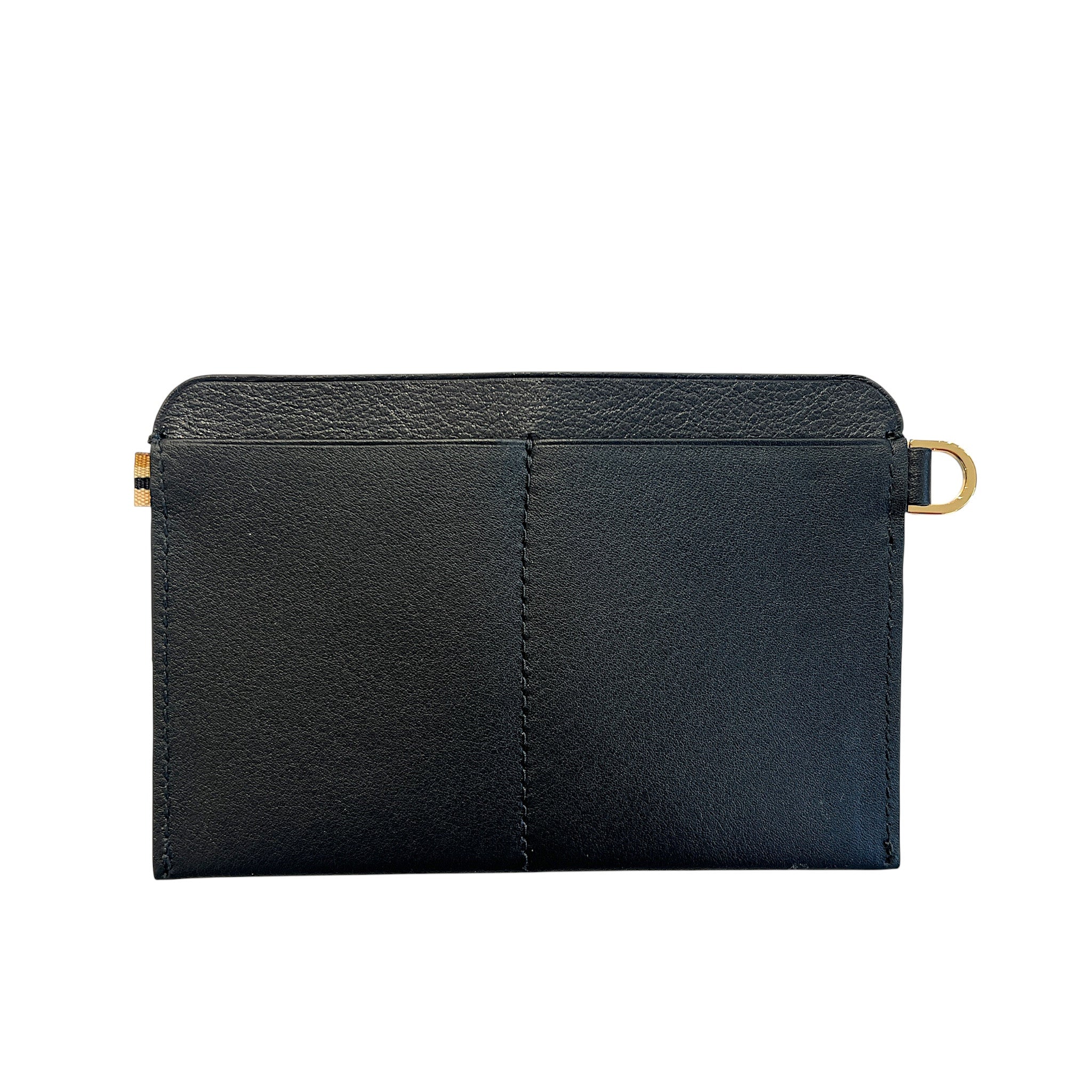 MARIELAURENCESTEVIGNY_TRAVEL_ZIP_GOLD_PASSEPORT_.JPG