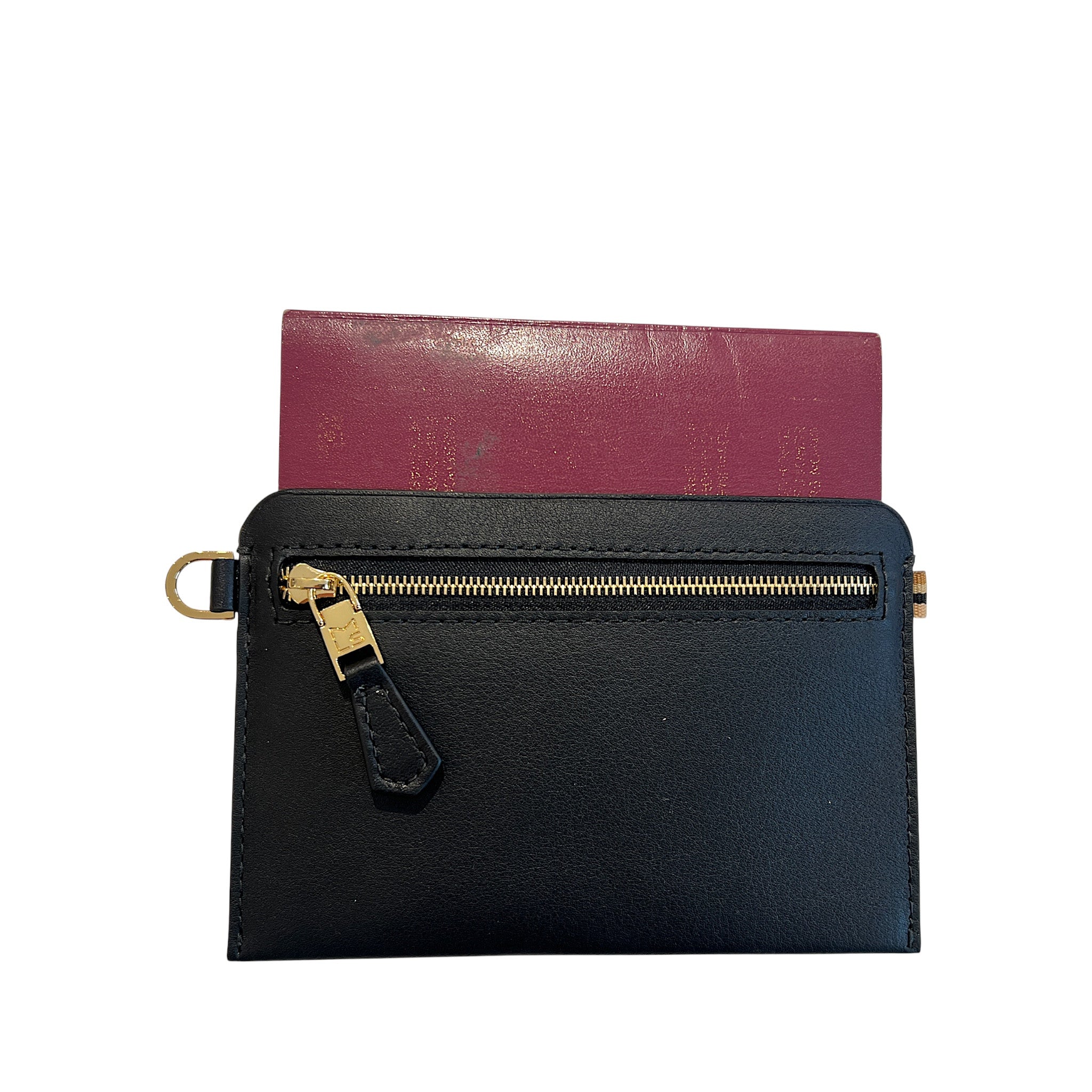 MARIELAURENCESTEVIGNY_TRAVEL_ZIP_GOLD_PASSEPORT_.JPG