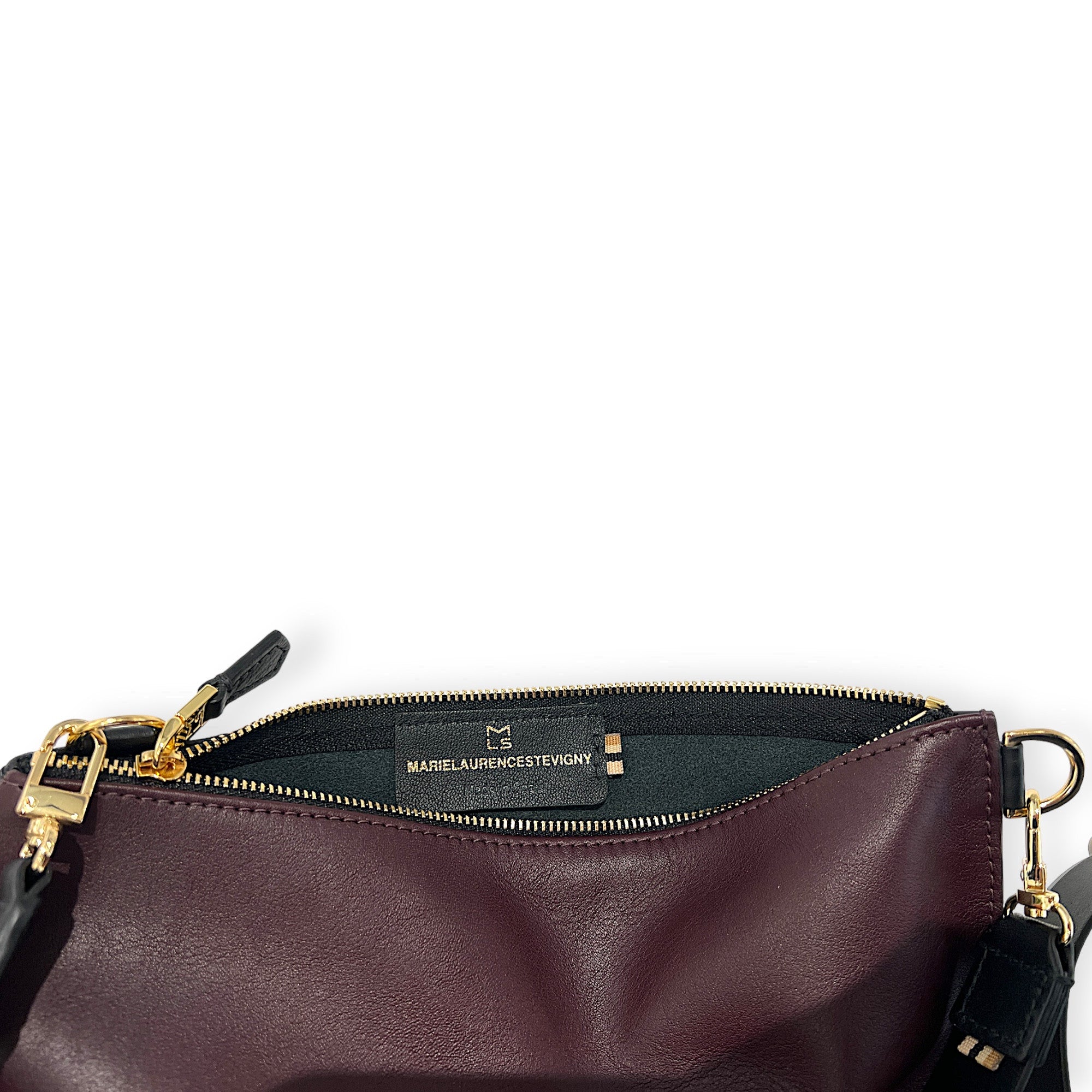 MARIELAURENCESTEVIGNY_Burgundy gold-Zip XL -open detail .JPG