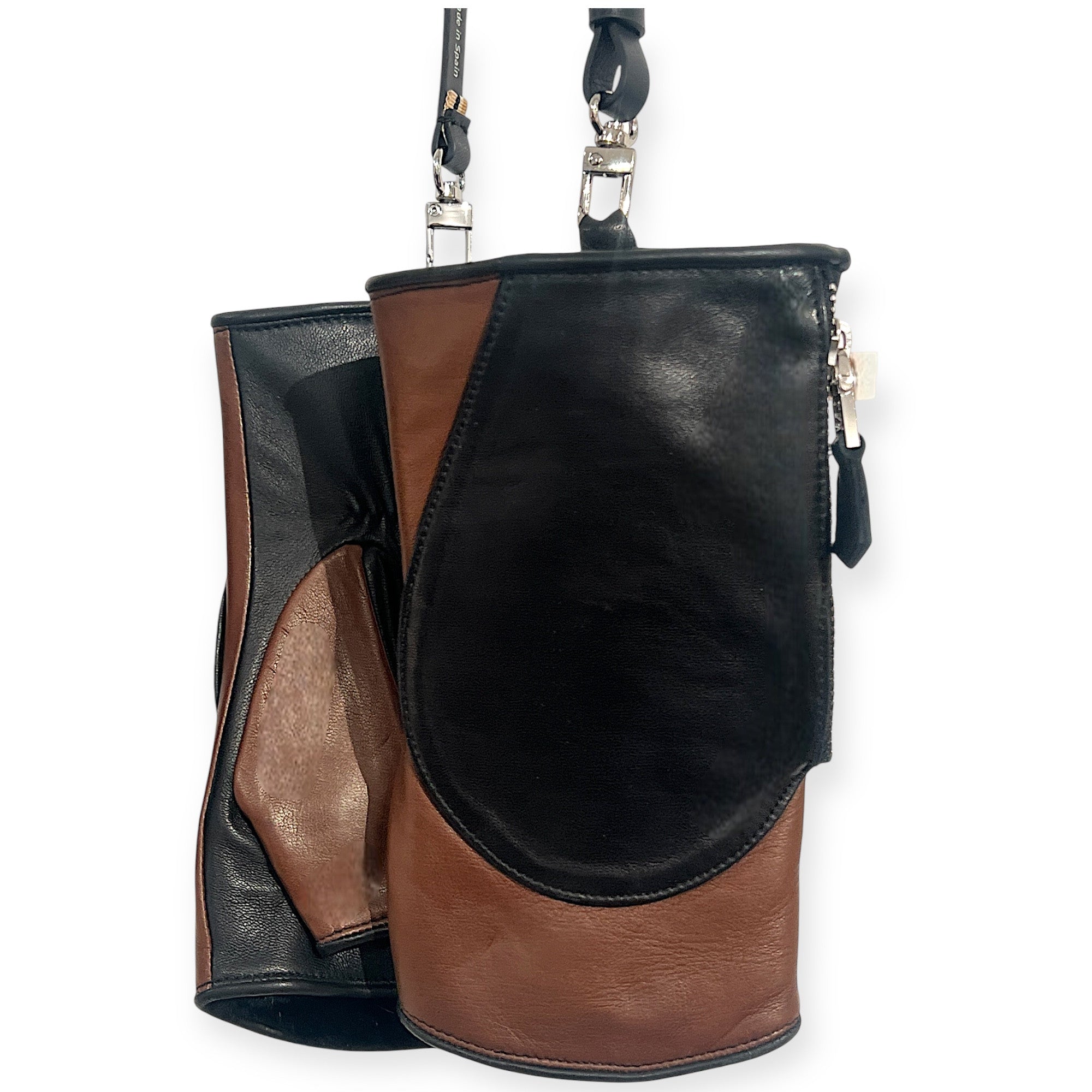 skin classic pocket mittens-tan black frontside atta