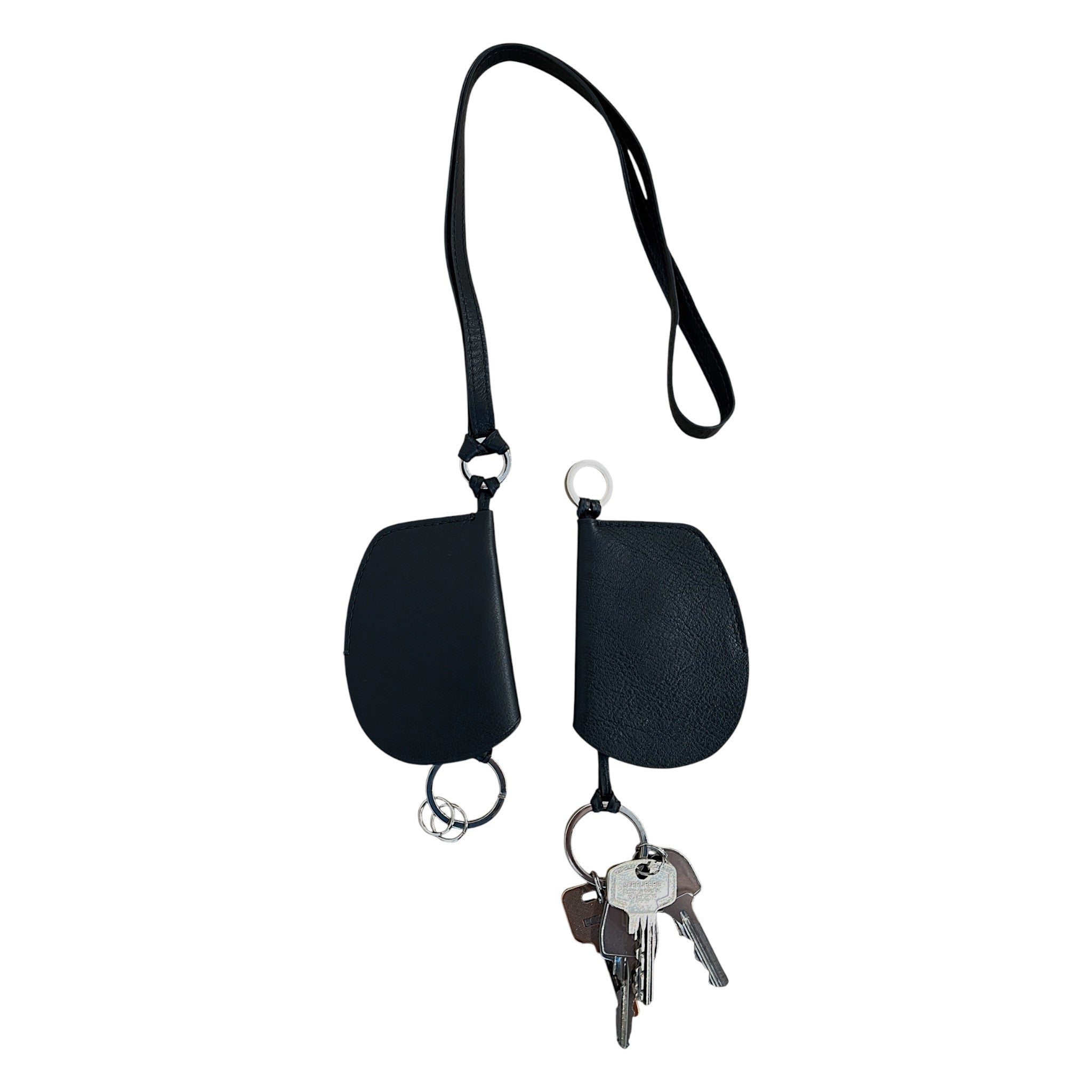 MARIELAURENCESTEVIGNY_Key_pocket_black_Keyring_keyholder_littleaccessories_leathergood_sec