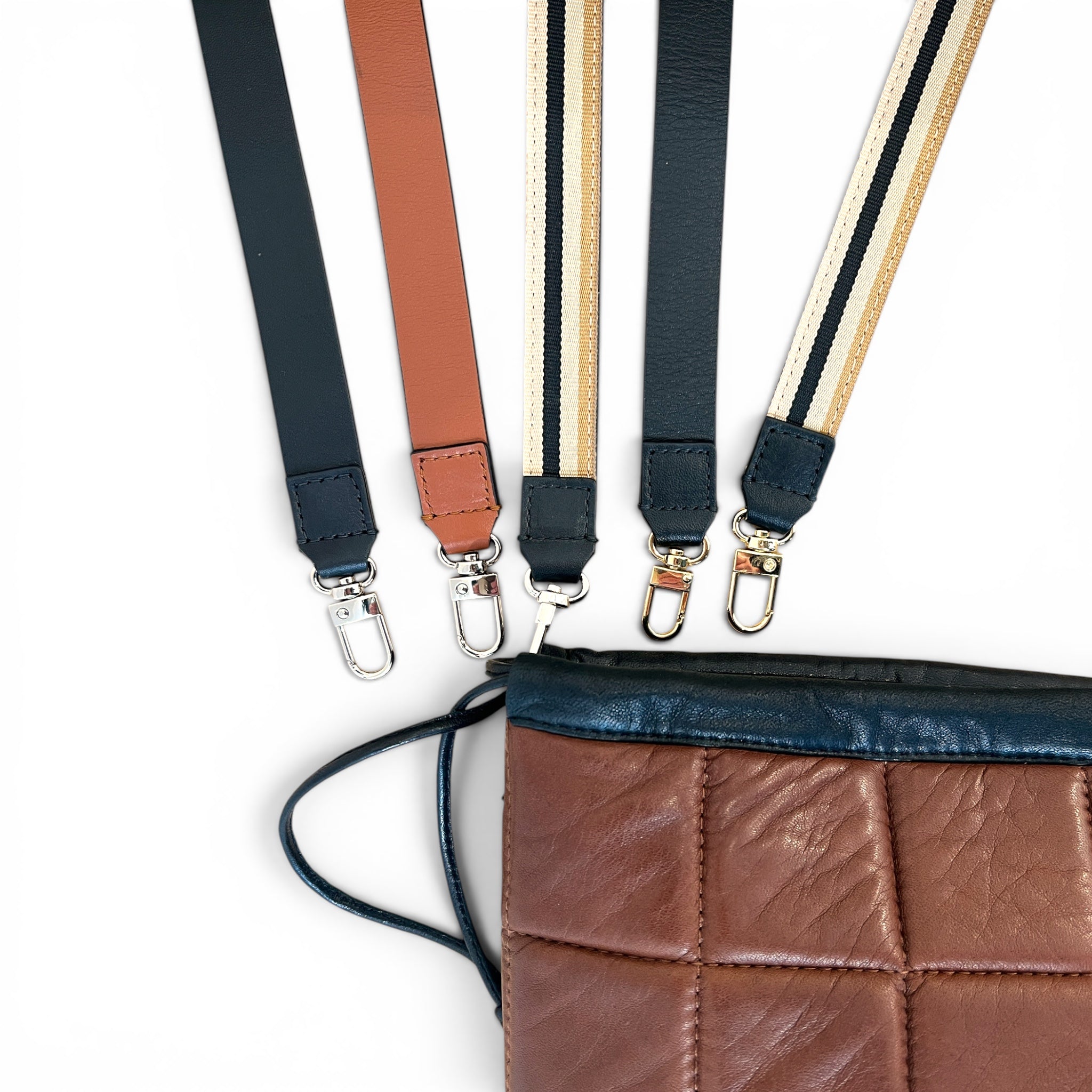 Pochette à lien de serrage - String medium - Cognac et noir matelassé