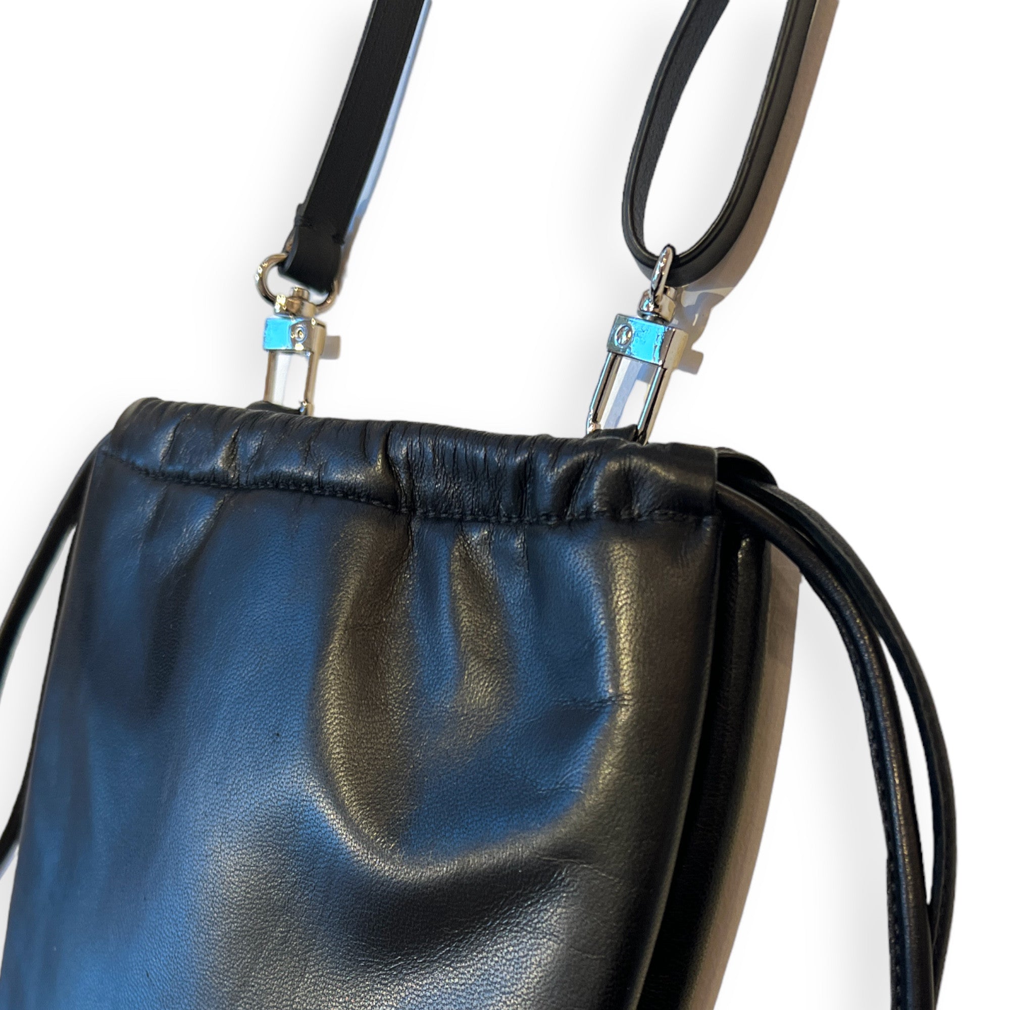 Pochette à lien de serrage - String micro - Noir
