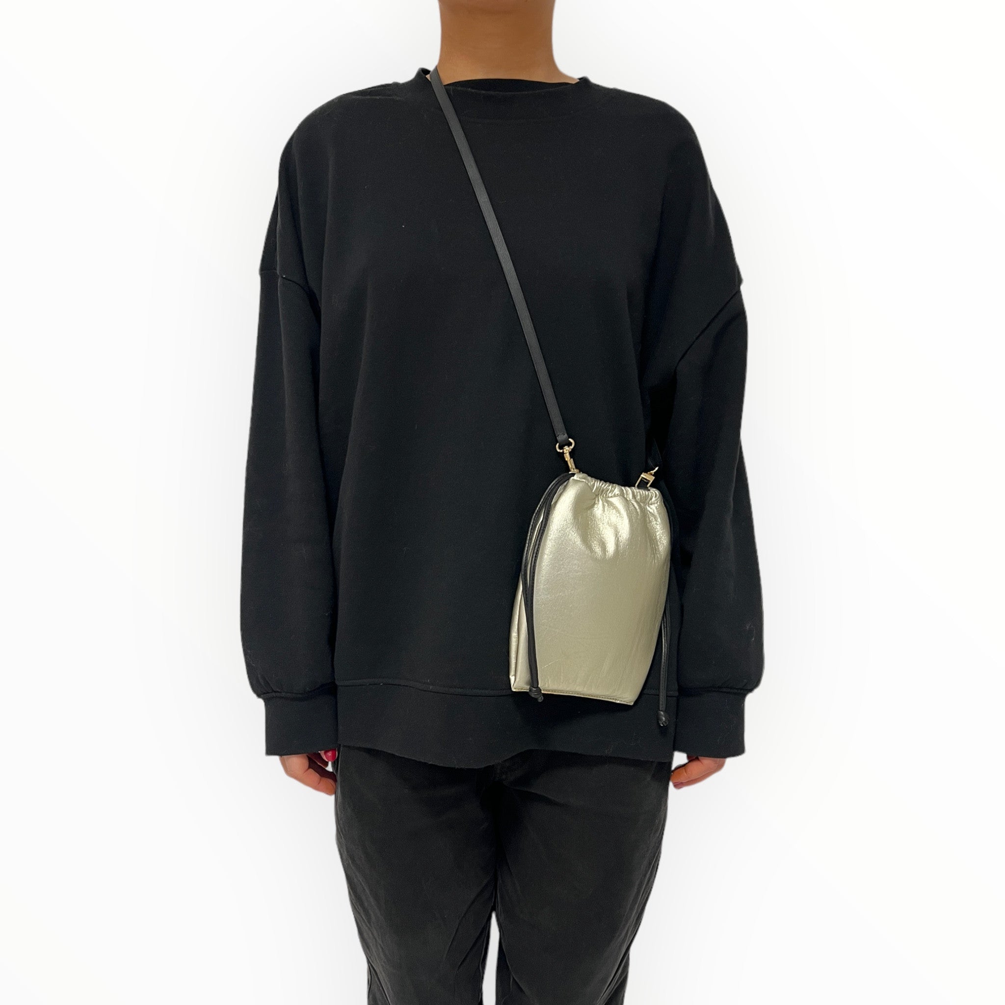 Pochette à lien de serrage - String micro - Dorée et noir