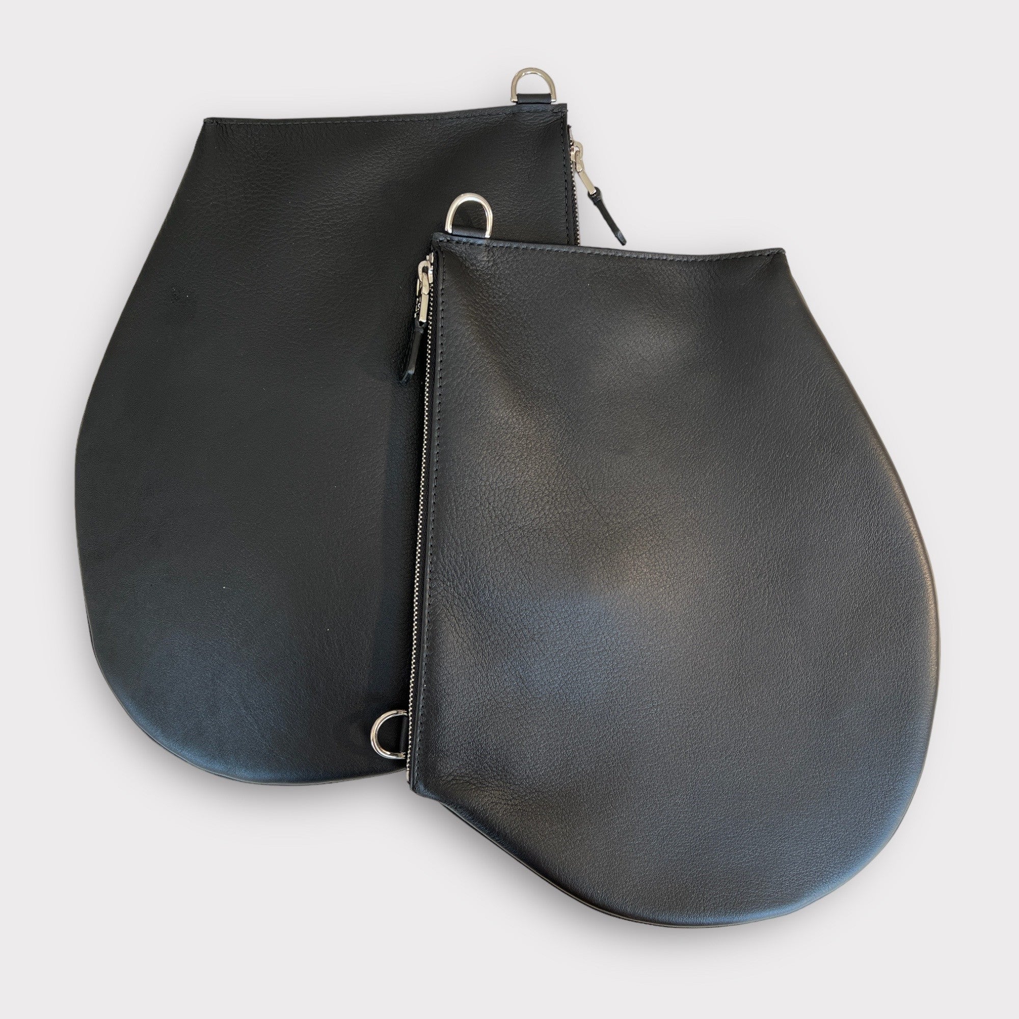 Pochette bandoulière - Zip medium - Noir finitions argentées
