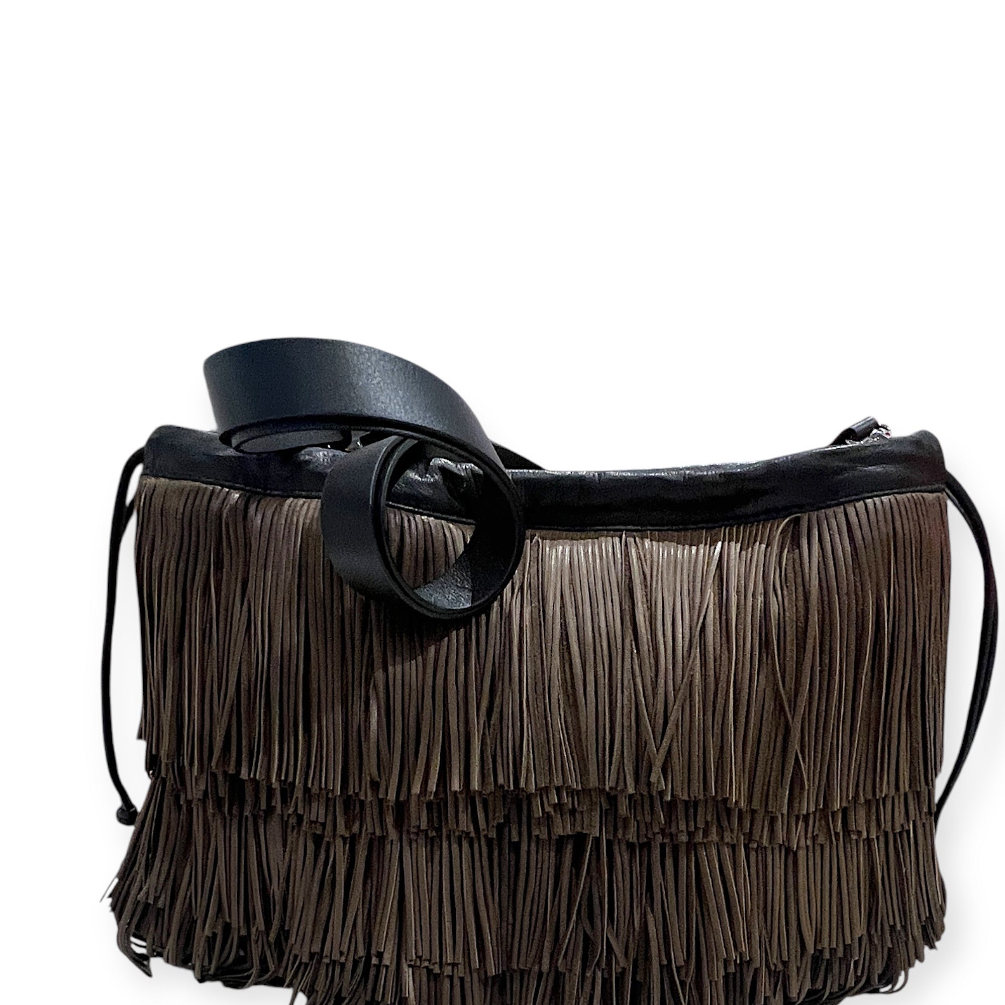 MARIELAURENCESTEVIGNY__String pouches maxi-earth brown -fringes-packshoot with black strap