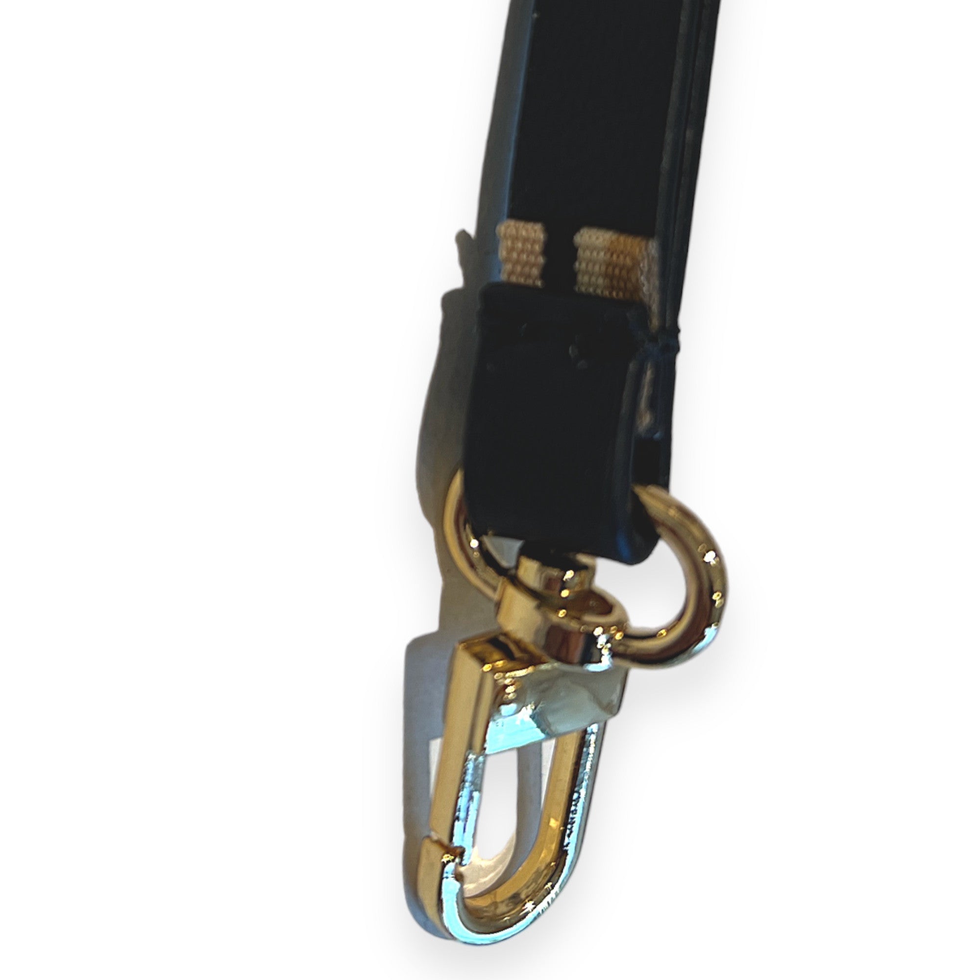 Neck-neck loop-black leather and gold hardware-detail hook-Marielaurencestevigny.JPG