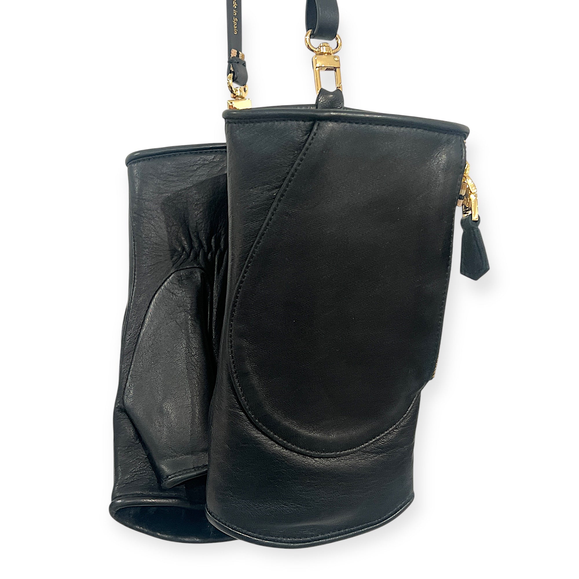 MARIELAURENCESTEVIGNY-skin classic edition-gloves-pocket mittens-  black gold frontside at