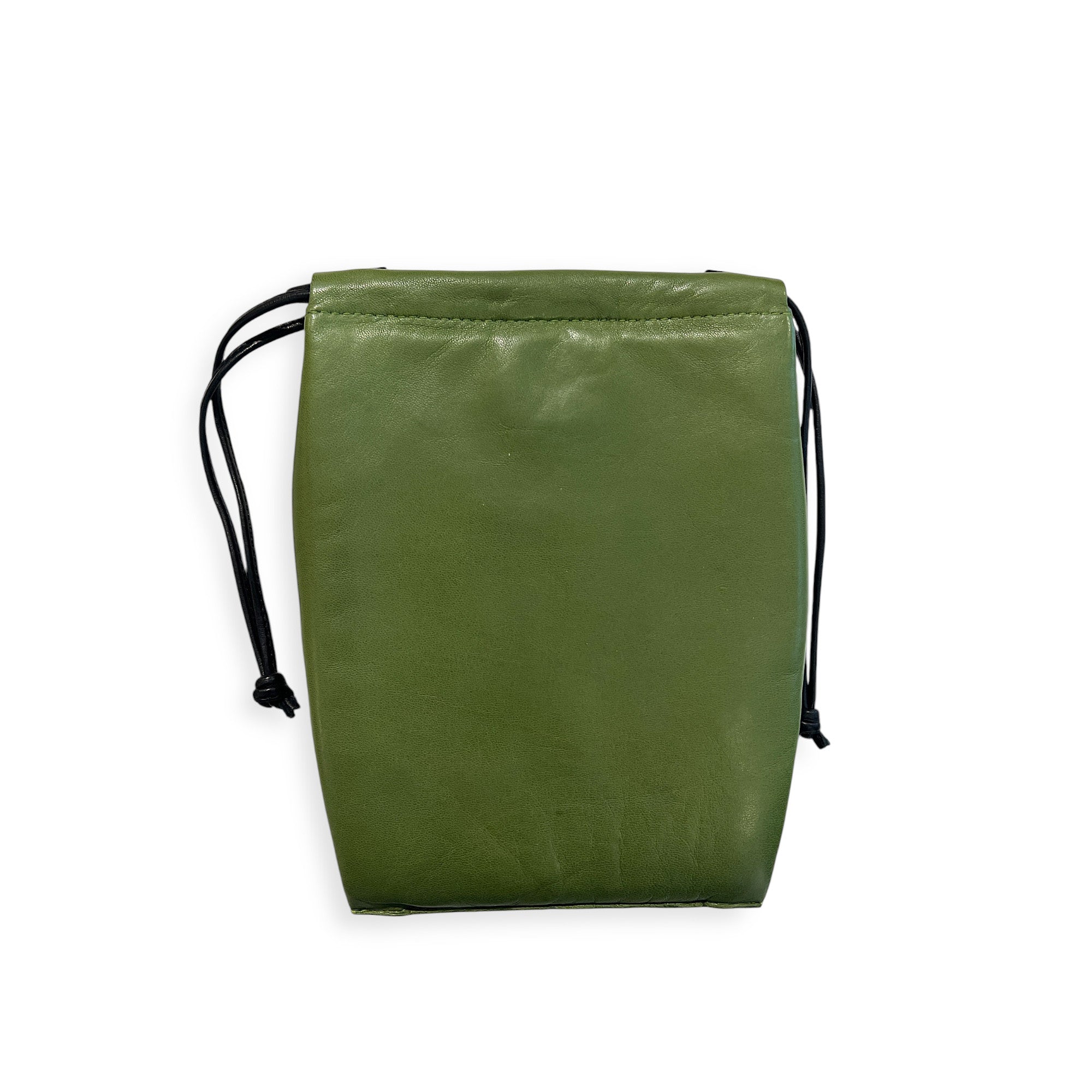 MARIELAURENCESTEVIGNY__String pouches micro-green grass -color edtion -packshoot - front .