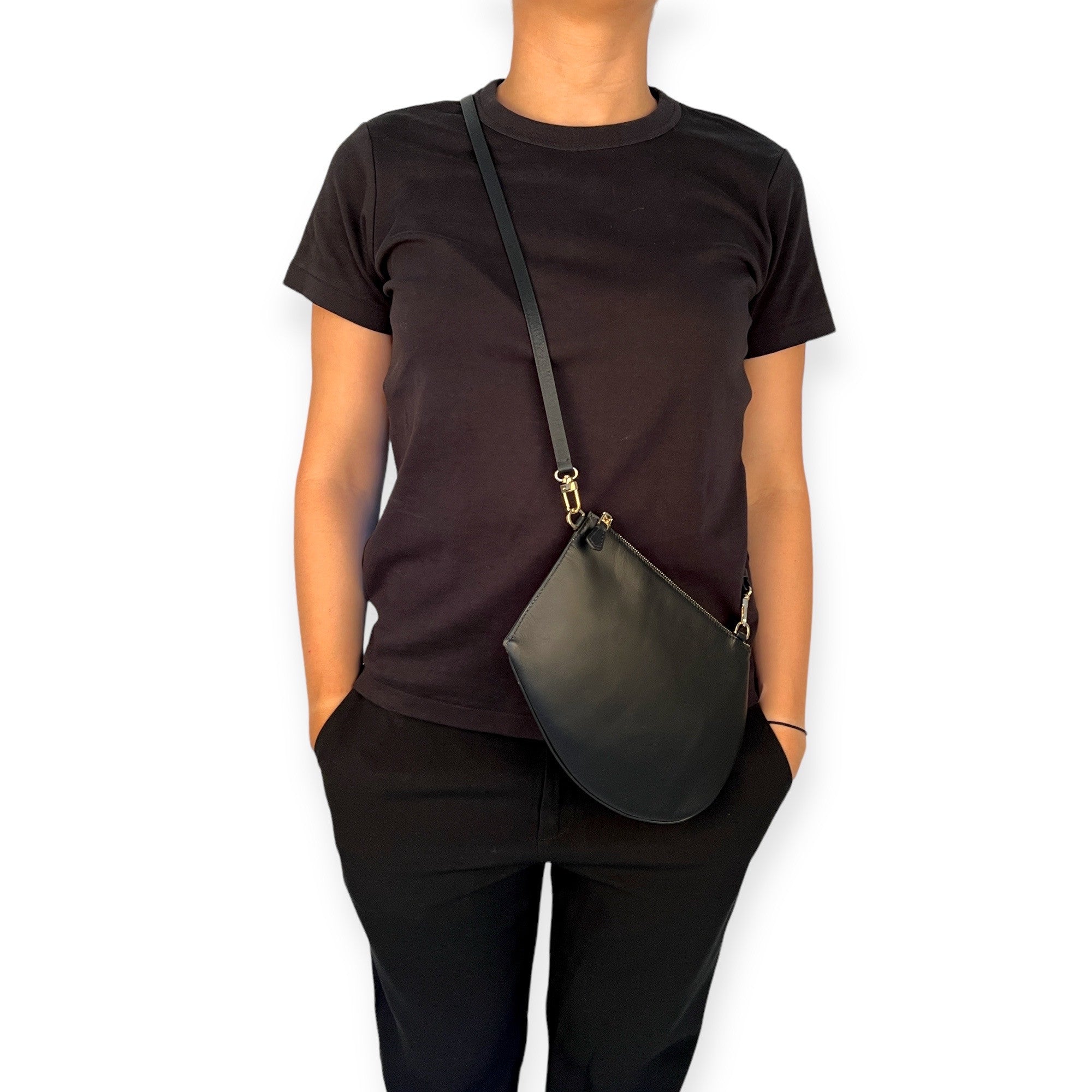 mls-marielaurencestevigny- reversible Zip  maxi purse  cross body  black leather gold-port
