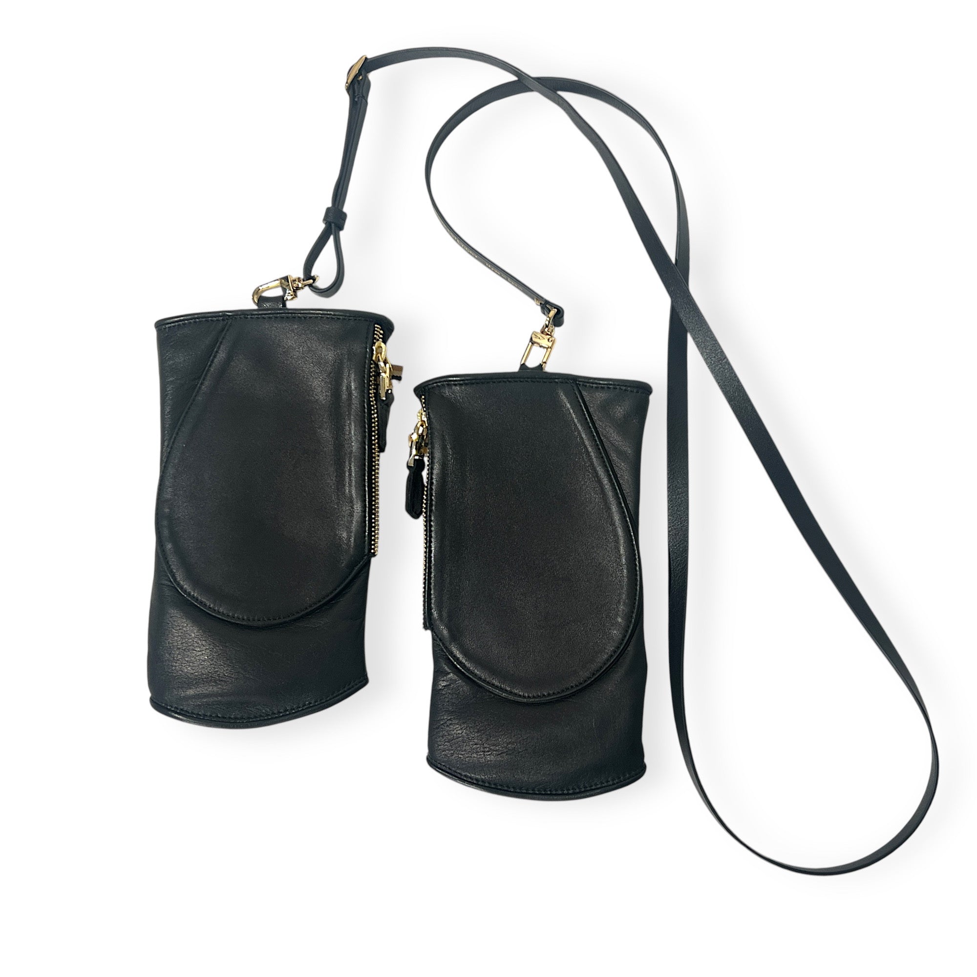 MARIELAURENCESTEVIGNY-skin classic edition-gloves-pocket mittens-  black gold frontside at